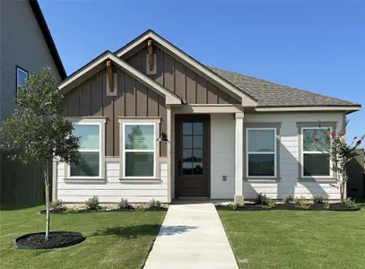 New construction Single-Family house 9316 Gladsome Path, Manor, TX 78653 - photo 0