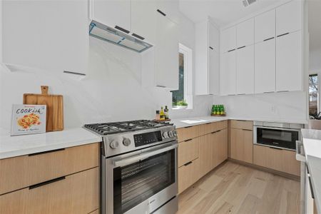 New construction Condo house 1407 Valleyridge Dr, Unit B, Austin, TX 78704 - image 16