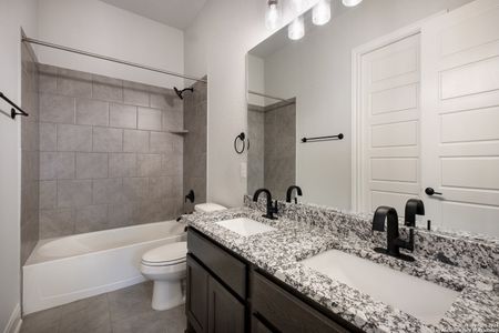 New construction Single-Family house 3363 Harvest Vw, Marion, TX 78124 Lynden 4BR base- photo 3 3