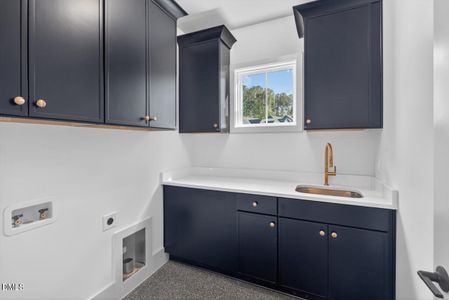 New construction Single-Family house 2802 Pathway Dr, Chapel Hill, NC 27516 - image 16