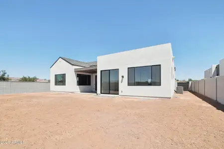 New construction Single-Family house 2311 E Aquarius Pl, Chandler, AZ 85249 plan Plan 6002 Elevation T - image