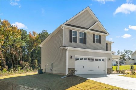 New construction Single-Family house 3907 Blackhills Rd, Fayetteville, NC 28311 - image