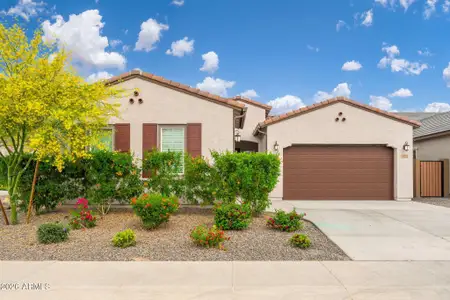 New construction Single-Family house 3272 W Peak View Rd, Phoenix, AZ 85083 - image