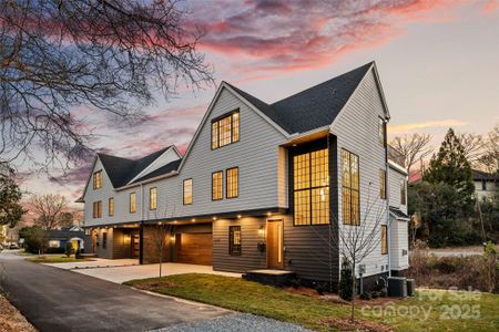 New construction Townhouse house 1607 Tippah Park Ct, Charlotte, NC 28205 - image