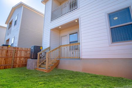 New construction Multi-Family house 7137 Magnolia Crk, San Antonio, TX 78252 plan Lyon - image 3