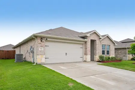 New construction Single-Family house 3924 Pinebluff Ln, Princeton, TX 75407 plan X40I Texas Cali - image