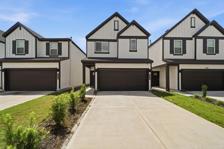 New construction Single-Family house 3218 Crown Gate Dr, Houston, TX 77047 - image