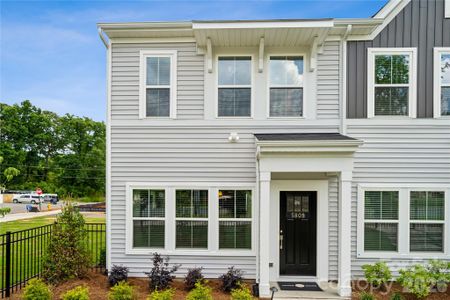 New construction Townhouse house 5853 Tuckaseegee Rd, Unit 05, Charlotte, NC 28208 - image