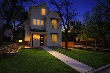 New construction Single-Family house 2301 E 10Th St, Austin, TX 78702 - image