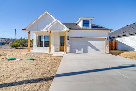 New construction Single-Family house 1406 Dorado Dr, Granbury, TX 76048 - image