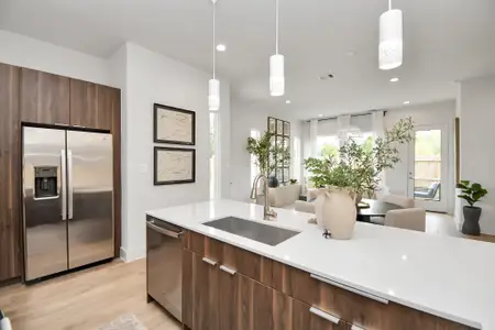 New construction Single-Family house 4011 Boho Ln, Houston, TX 77045 plan 1637AT - image 4