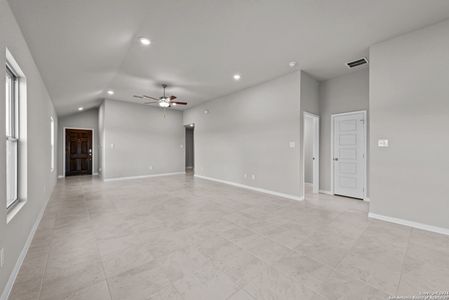 New construction Single-Family house 15472 Salmon Spg, San Antonio, TX 78245 Cameron- photo 13 13