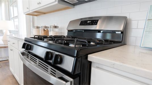 Stainless steel kitchen appliance package