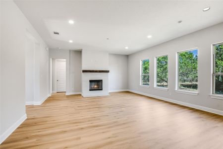 New construction Single-Family house 107 Ethan Ln, Burnet, TX 78611 plan San Saba - image 13