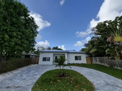 New construction Single-Family house 111 Ne 45 St, Oakland Park, FL 33334 - image