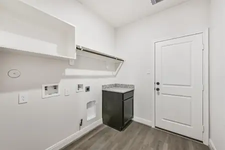 New construction Single-Family house 6635 Freret Bayou Dr, Baytown, TX 77523 - image 15