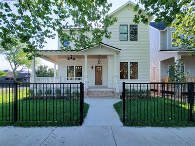 New construction Single-Family house 1222 Herkimer Street, Houston, TX 77008 - photo 0