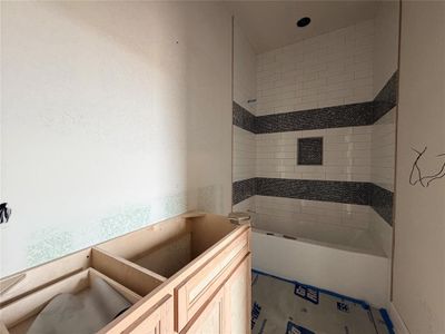 New construction Single-Family house D5 Rebekah Pear Orchard Rd, Granbury, TX 76048 - image 17