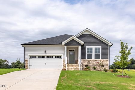 New construction Single-Family house 428 Brighton Wy, Aberdeen, NC 28387 - image