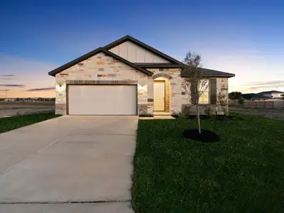 New construction Single-Family house 1622 Saddleback Run, New Braunfels, TX 78130 plan Teton - image