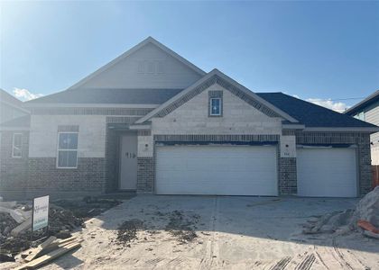 One-story home with 3 bedrooms, 2 baths and 3 car garage