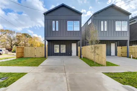 New construction Single-Family house 1203 Dewalt St, Houston, TX 77088 - image