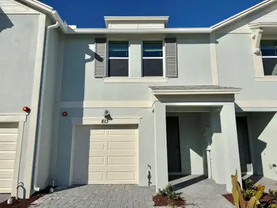 New construction Townhouse house 613 Salisbury Cir, Fort Pierce, FL 34982 - image