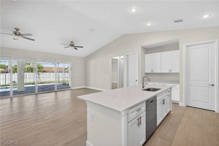 New construction Single-Family house 1141 Se 35Th St, Cape Coral, FL 33904 plan The Paradise Cove - image 9