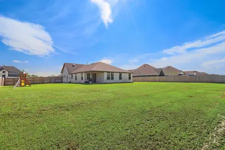 New construction Single-Family house 11615 E Wood Dr, Baytown, TX 77523 - image