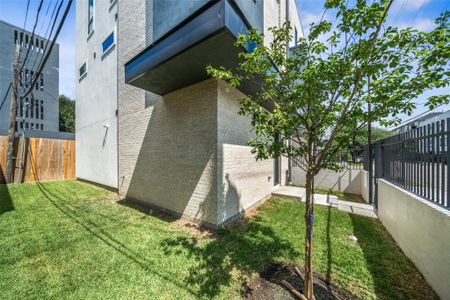 New construction Townhouse house 4208 Driscoll St, Houston, TX 77098 - image