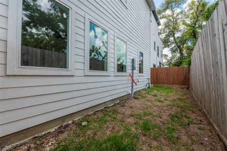 New construction Single-Family house 1416 W 34Th 1/2 Street, Houston, TX 77018 Austin - photo 43 43