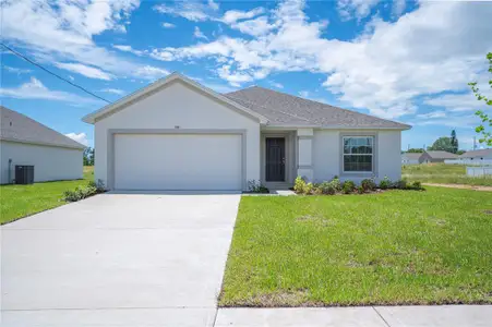New construction Single-Family house 106 9Th St E, Frostproof, FL 33843 - image 2