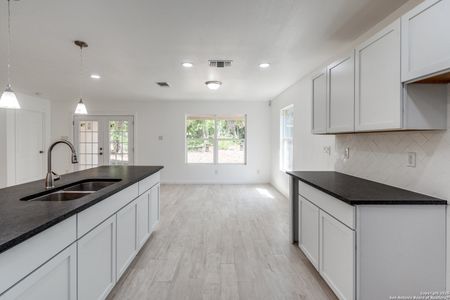 New construction Single-Family house 931 Yucca, San Antonio, TX 78220 null- photo 9 9