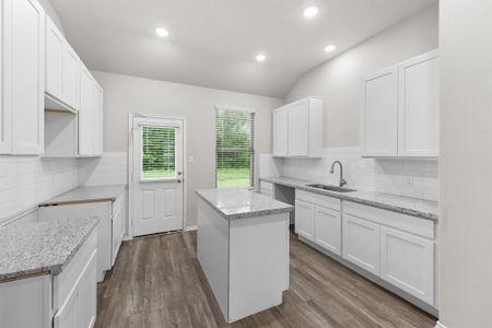 New construction Single-Family house 379 Byrd Dr, Lufkin, TX 75901 - image 7