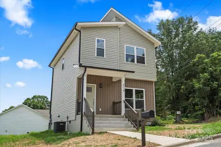 New construction Single-Family house 439 W Norment Ave, Gastonia, NC 28052 - image
