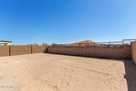 New construction Single-Family house 17421 Las Palmaritas Dr, Waddell, AZ 85355 plan Granite Vista Avanti - Plan 1576 - image 3