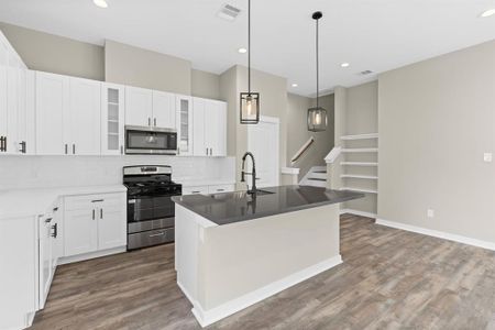 New construction Single-Family house 414 Stonework Landing Ln, Houston, TX 77076 PRIMROSE- photo 16 16