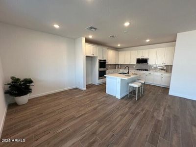 SR45 Lot 390 - Kitchen