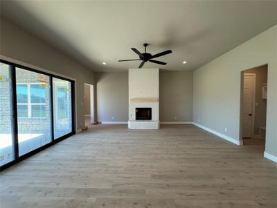 New construction Single-Family house 129 Mikasi, Godley, TX 76044 plan The Edinburg - image 15
