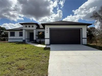 New construction Single-Family house 904 Asher St E, Lehigh Acres, FL 33974 - image