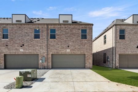 New construction Townhouse house 2418 Bulin Dr, Mansfield, TX 76063 Berkeley- photo 4 4