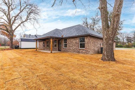 New construction Single-Family house 605 N Poplar St, Leonard, TX 75452 null- photo 18 18