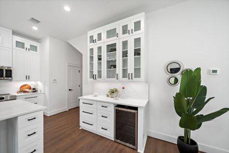 New construction Single-Family house 1501 De Soto St, Unit 6130, Houston, TX 77091 - image 9