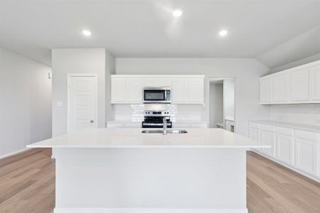 New construction Single-Family house 330 Bond St, Greenville, TX 75402 plan Harrison - Trophy Series | Lot 60' - image 13