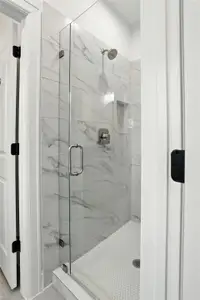 New construction Single-Family house 4951 Glenmeadow Dr, Houston, TX 77096 - image 18