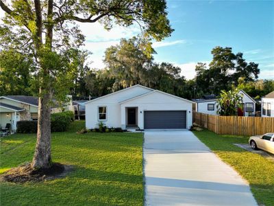 New construction Single-Family house 25405 Carnoustie Dr, Mount Plymouth, FL 32776 - image