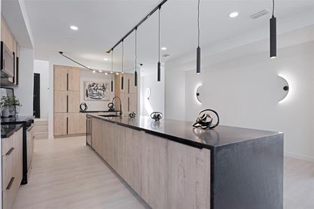 New construction Single-Family house 1810 Kraft St, Dallas, TX 75212 null- photo 5 5
