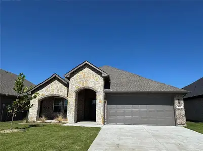 New construction Single-Family house 806 Greyson Ln, Greenville, TX 75402 - image