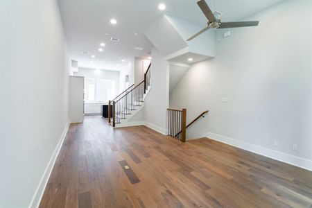 New construction Townhouse house 381 E Greenbriar Ln, Unit 1004, Dallas, TX 75203 null- photo 5 5