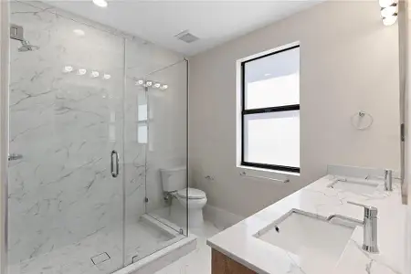 New construction Townhouse house 8456 Modano Pl, Tampa, FL 33614 - image 7